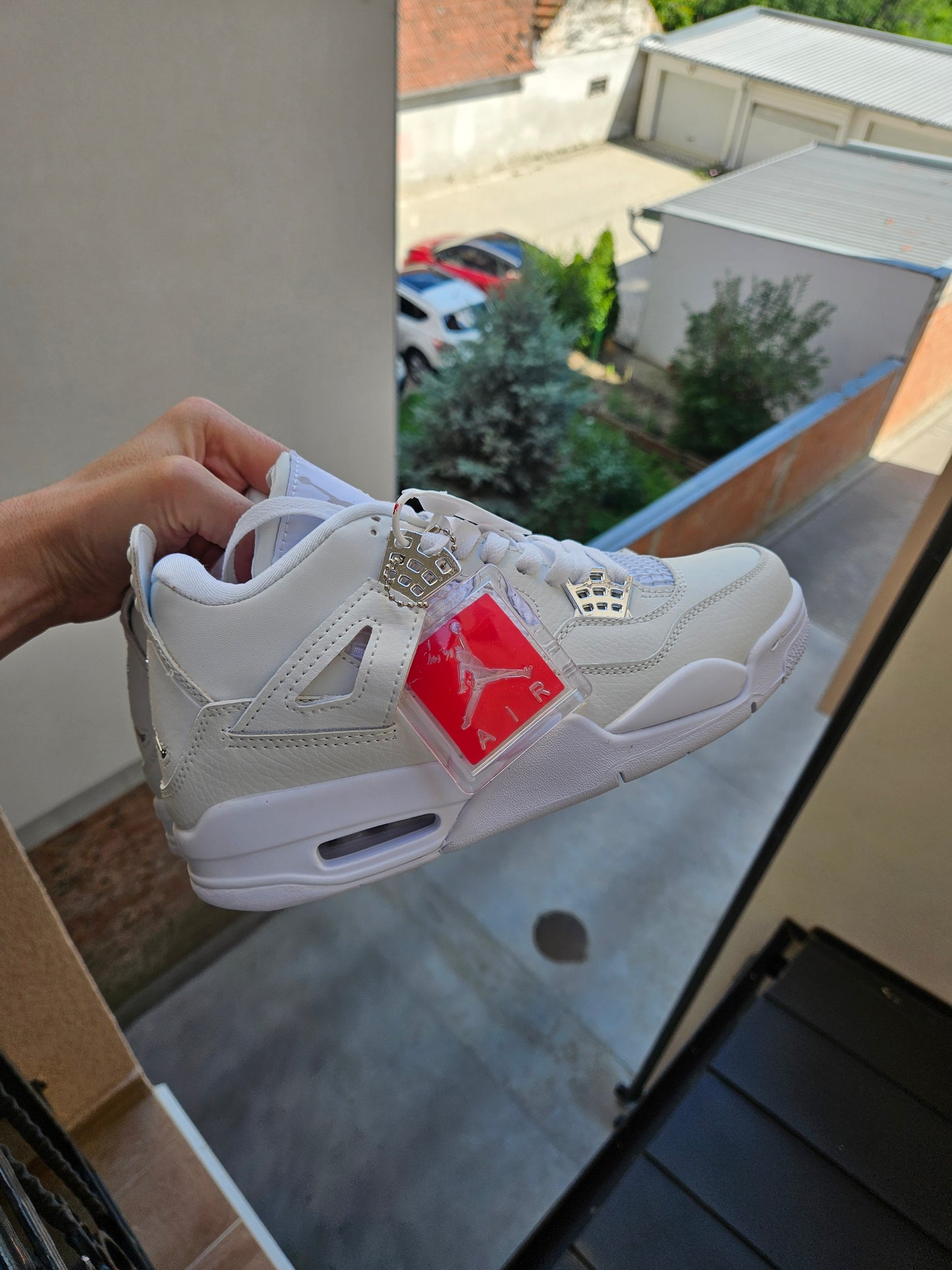 NIKE PATIKE JORDAN 4 Retro Pure Money