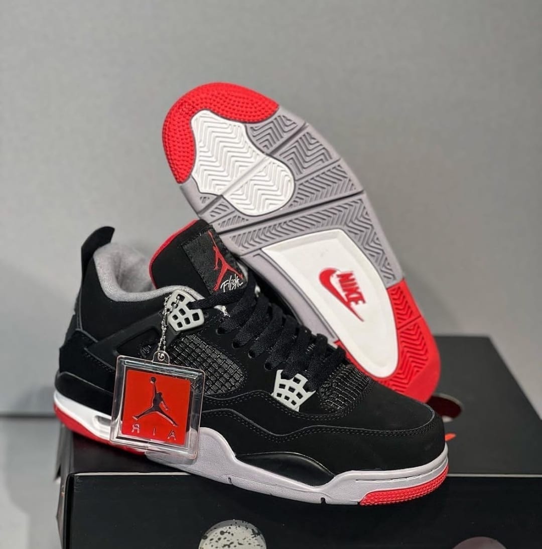 NIKE PATIKE JORDAN 4 Retro BRED