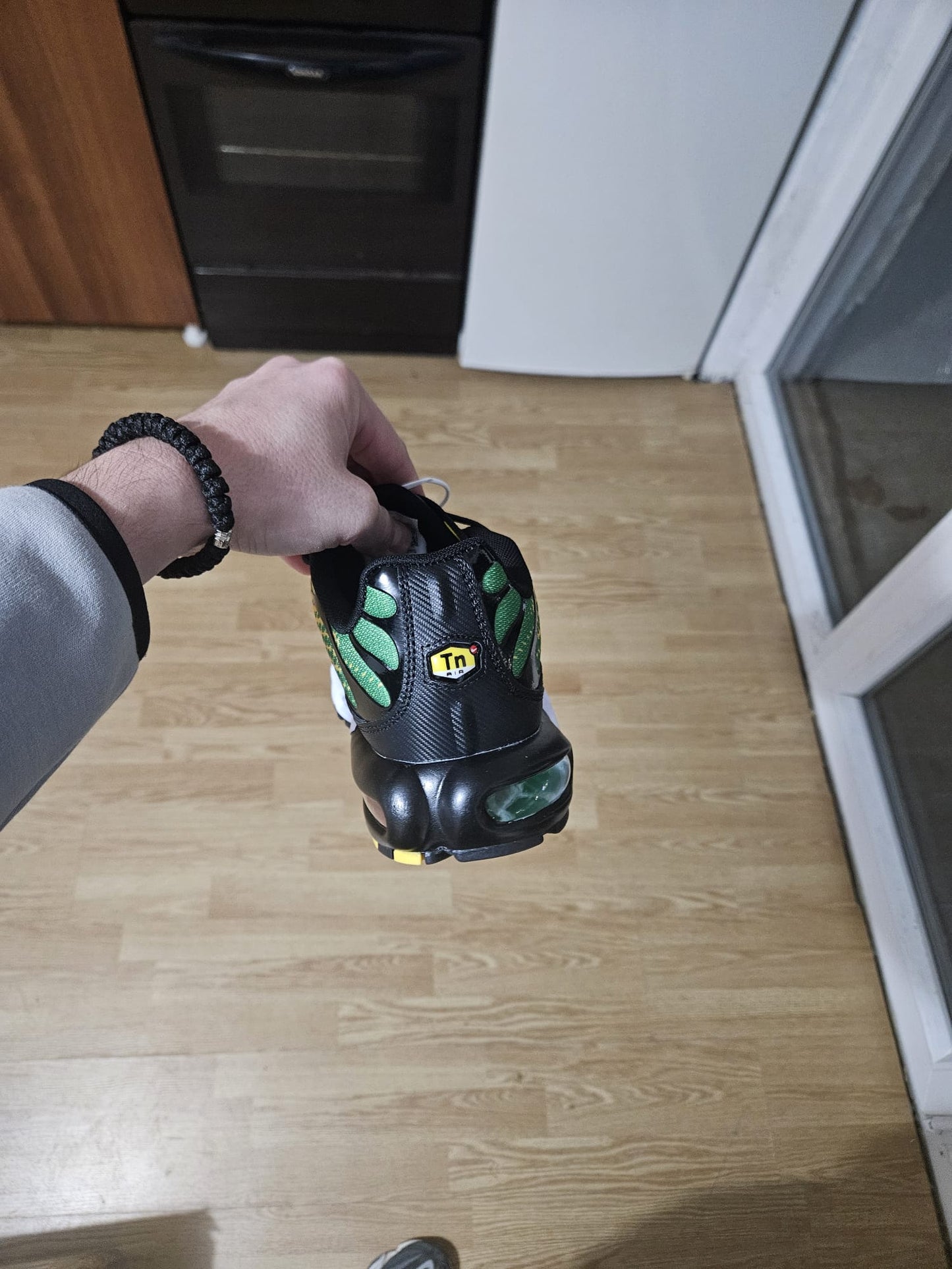 NIKE PATIKE TN Jamaica Pine Green