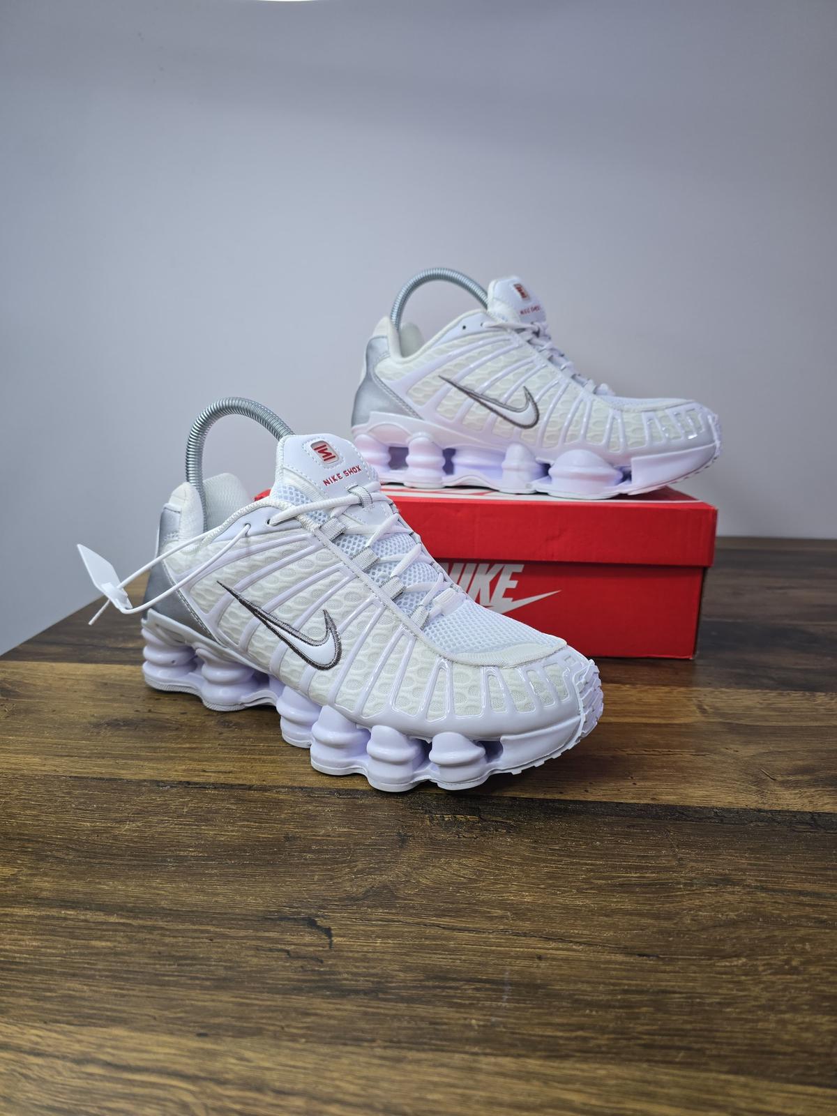 NIKE PATIKE Shox TL Metallic Silver Ultra