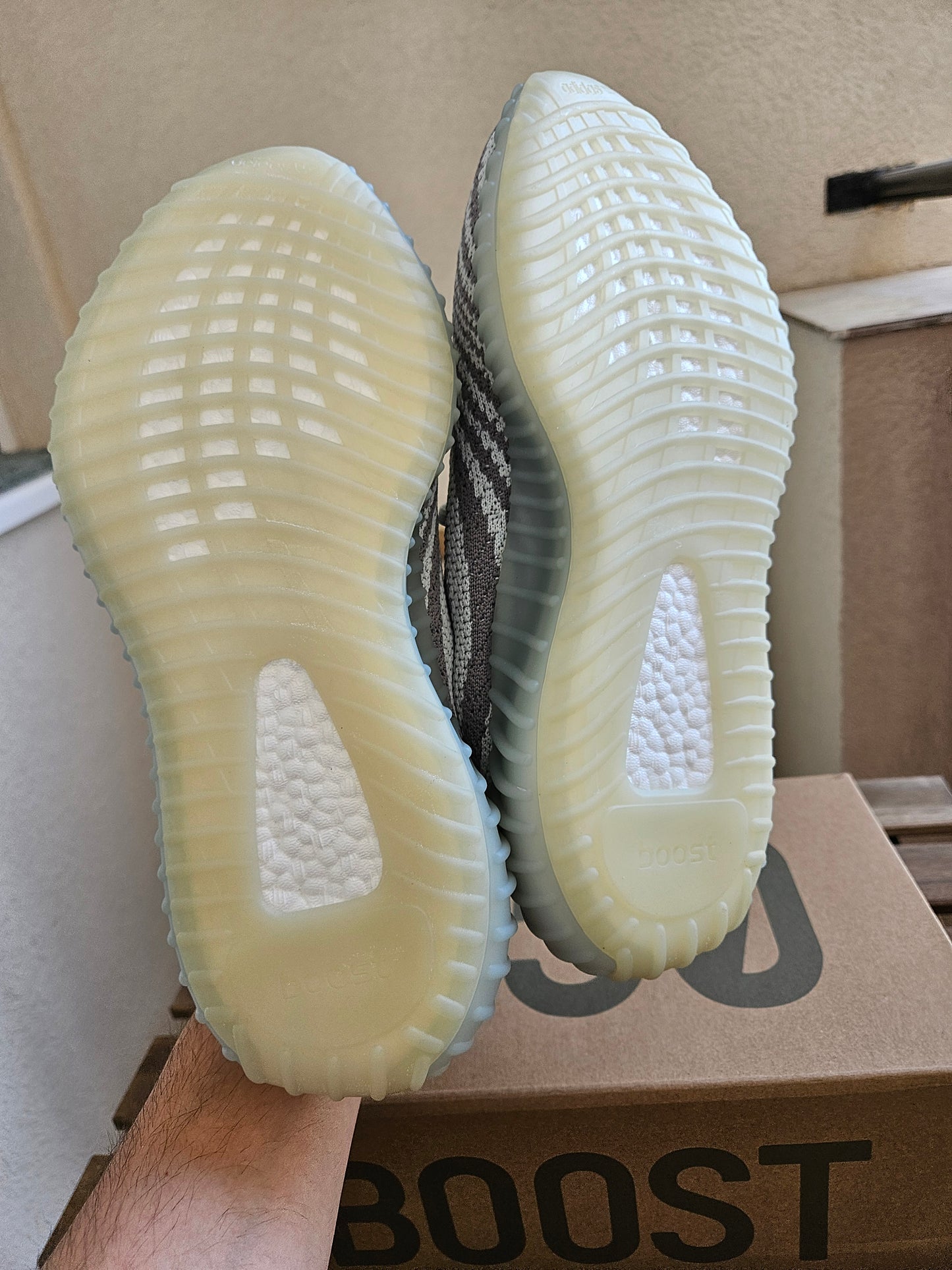 ADIDAS PATIKE Yeezy Mint