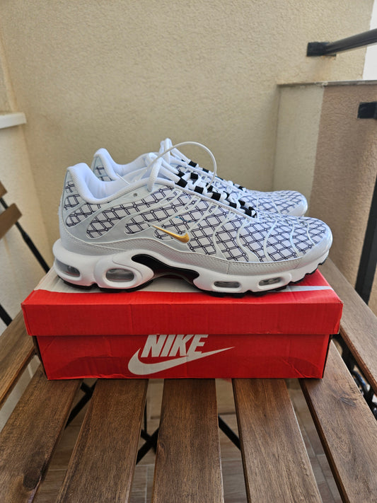 NIKE TN Paris White