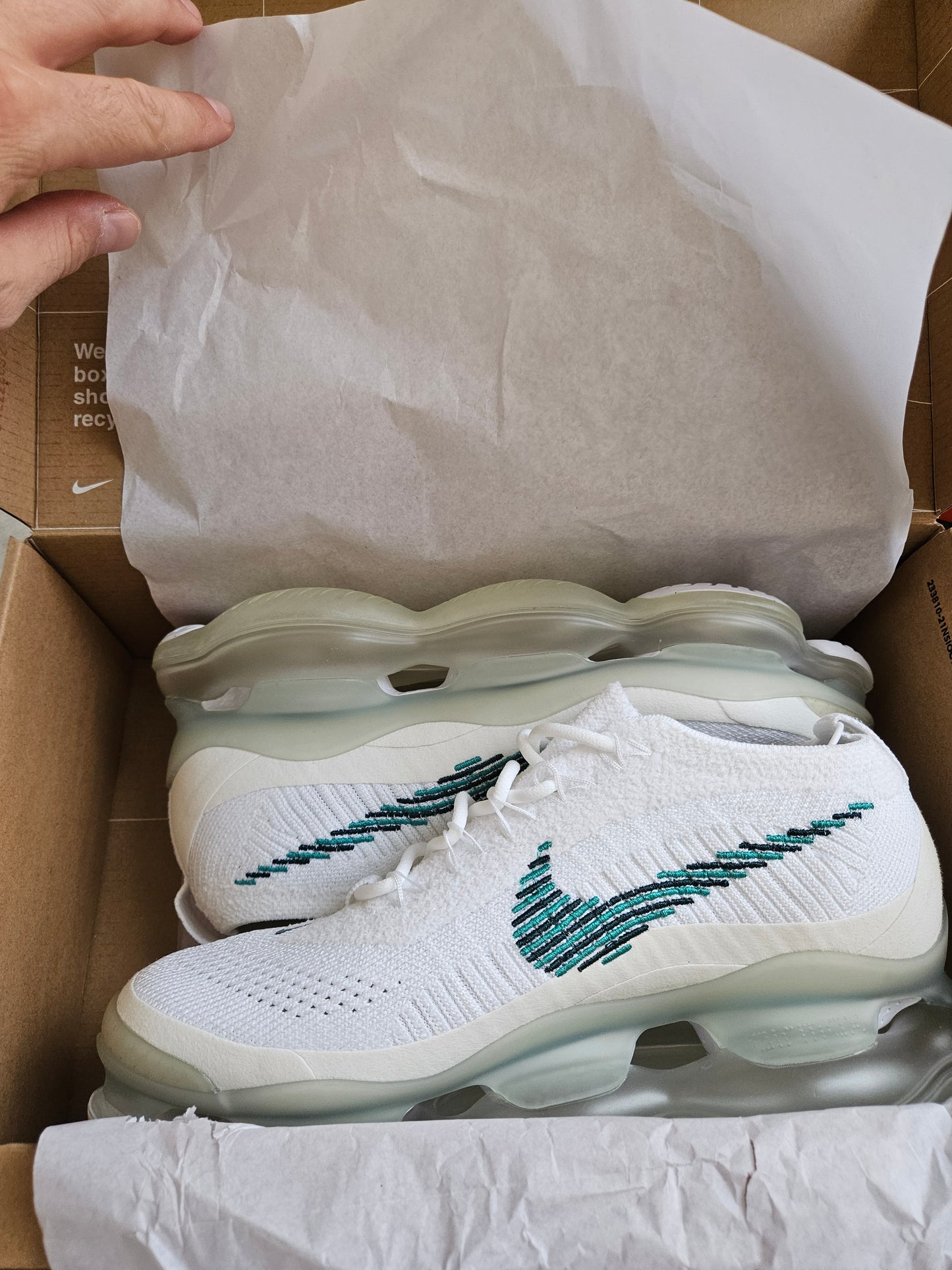 NIKE PATIKE SCORPION White Geode Teal