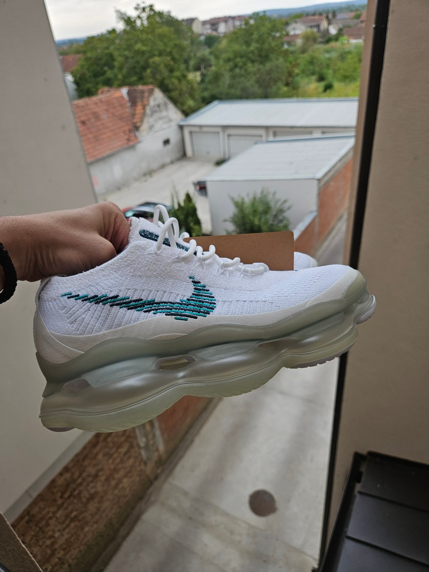NIKE PATIKE SCORPION White Geode Teal