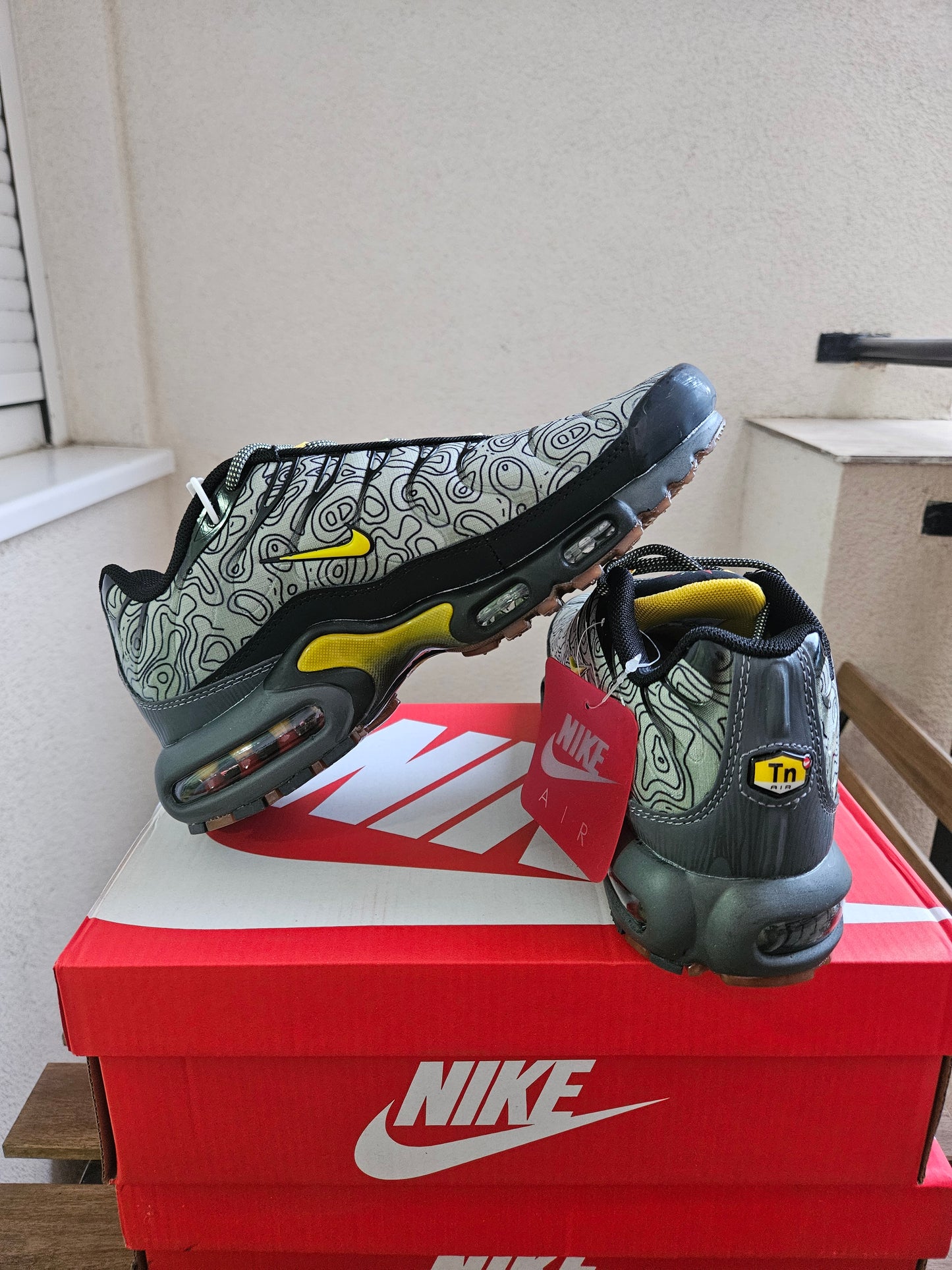 NIKE PATIKE TN Fresh Perspective