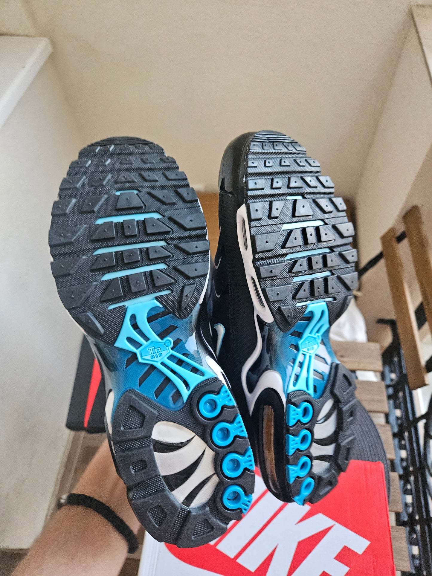 NIKE PATIKE TN Aquarius Blue