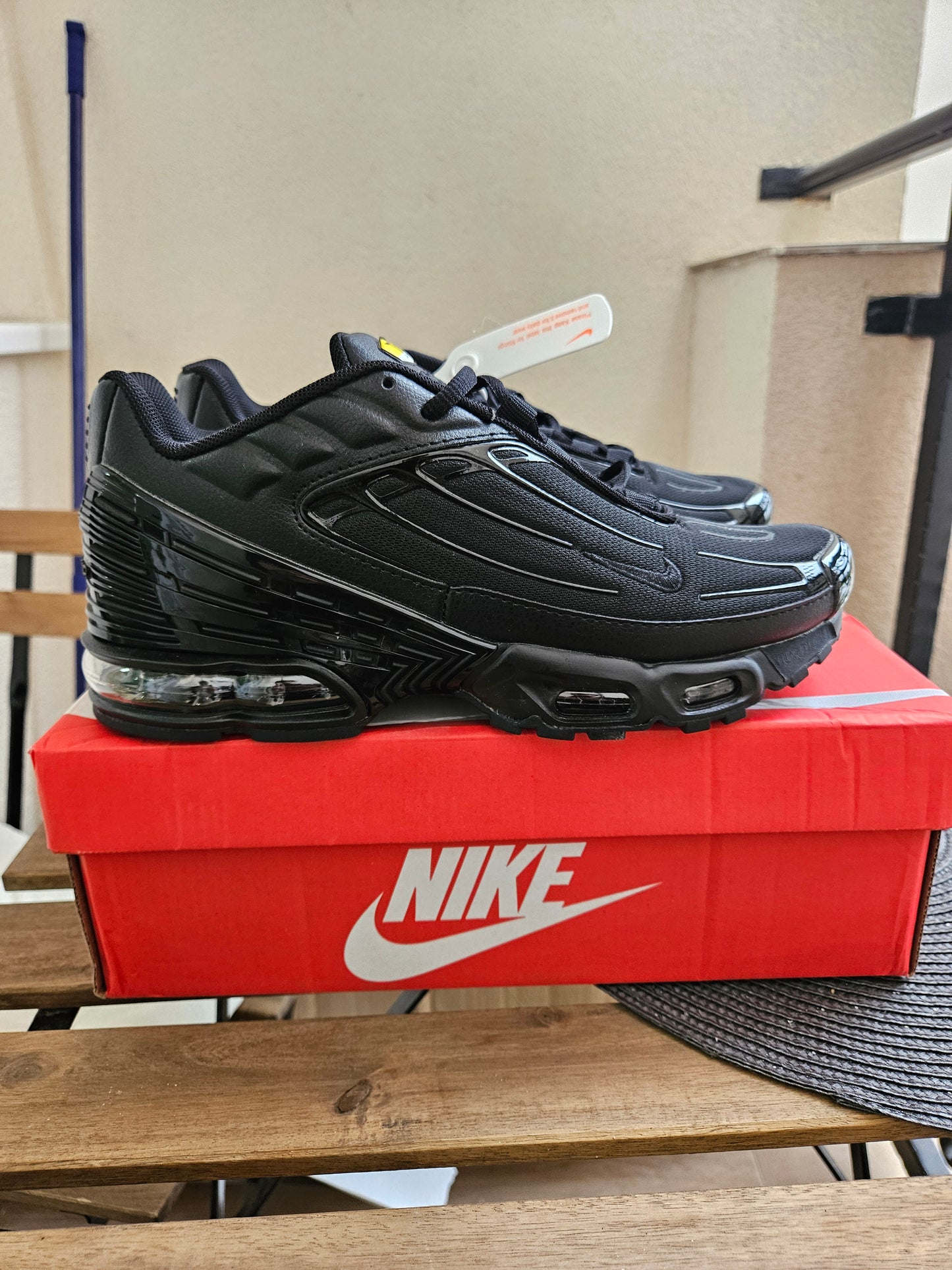 NIKE PATIKE TN3 Triple Black