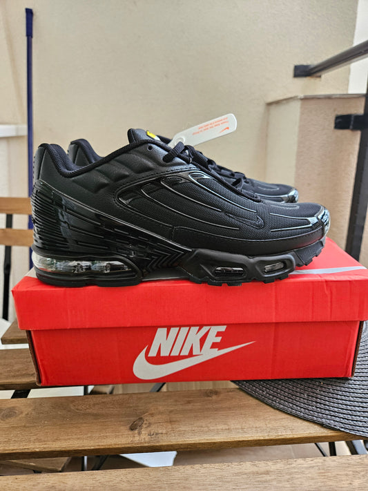 NIKE PATIKE TN3 Triple Black