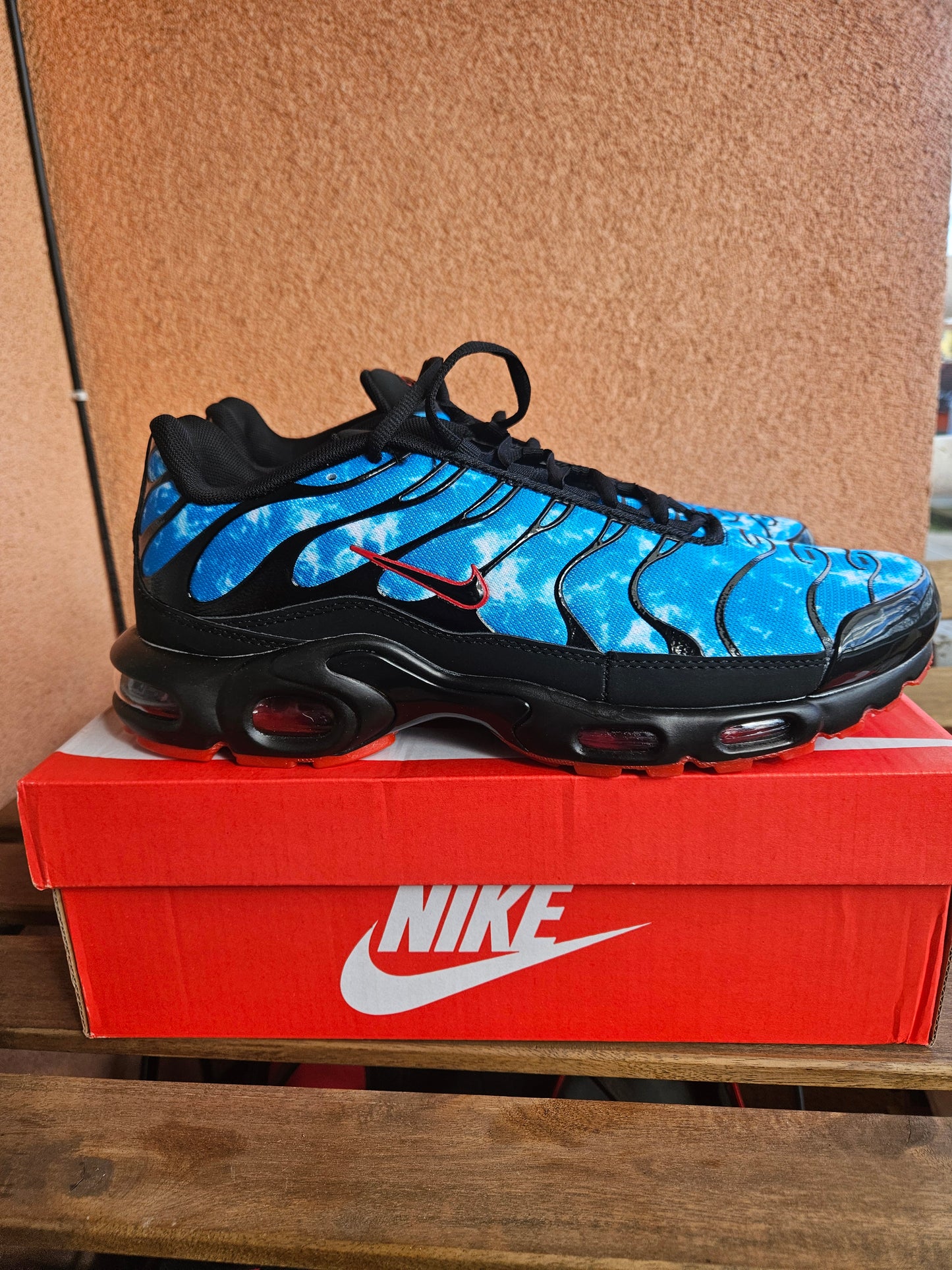 NIKE PATIKE TN Shark