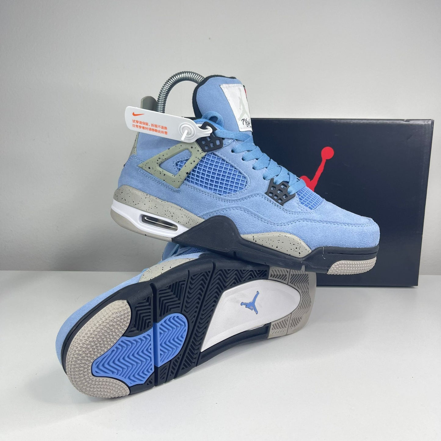 NIKE PATIKE JORDAN 4 Retro University Blue