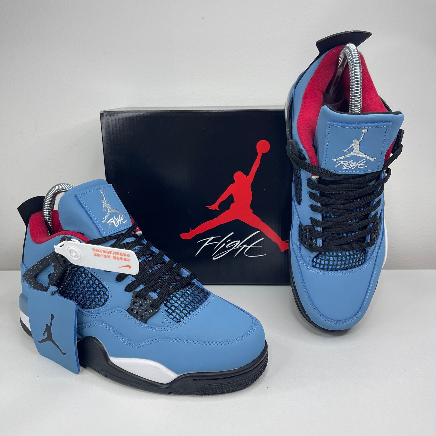 NIKE PATIKE JORDAN 4 Retro Travis Scott