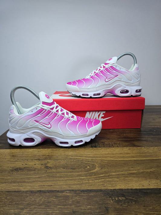 NIKE PATIKE TN Pink Fade