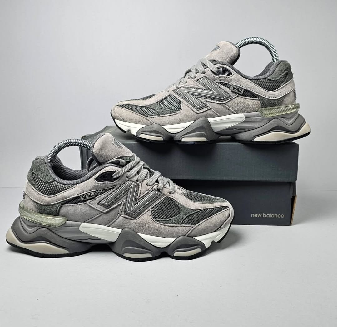 NEW BALANCE 9060