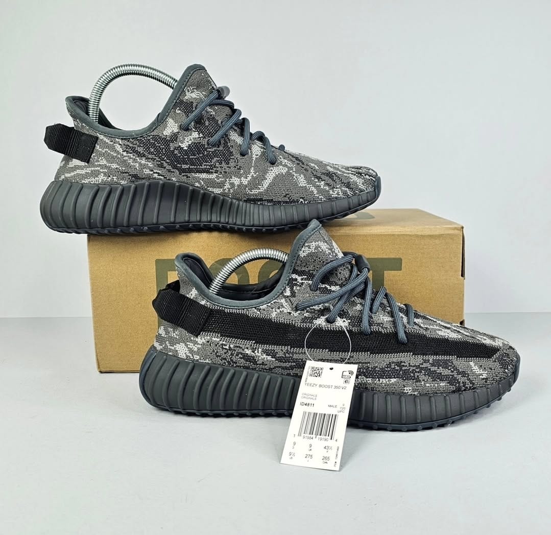 ADIDAS PATIKE Yeezy