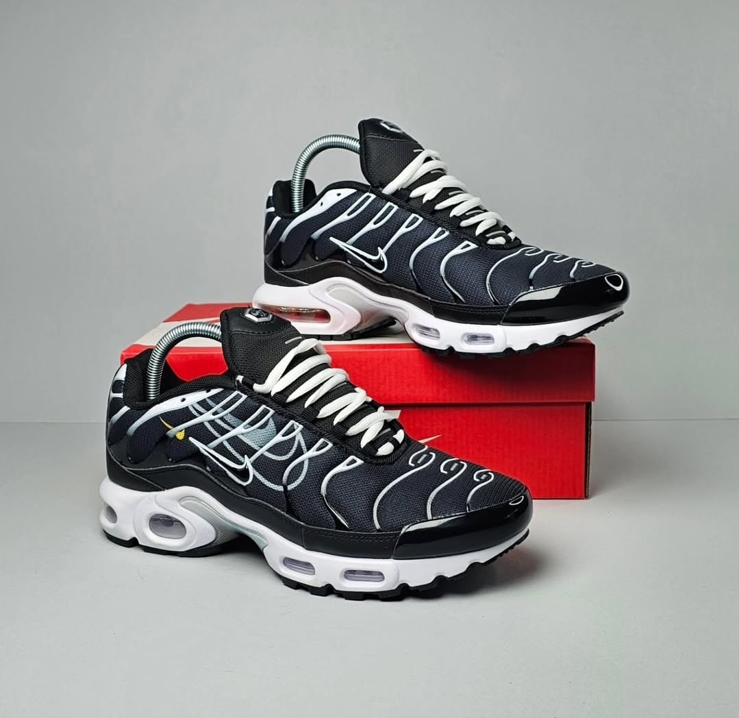NIKE PATIKE TN