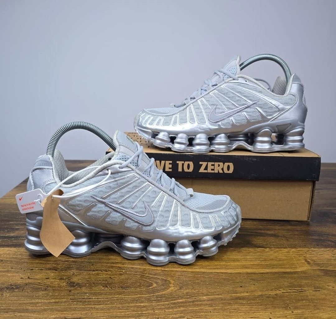 NIKE PATIKE Shox TL