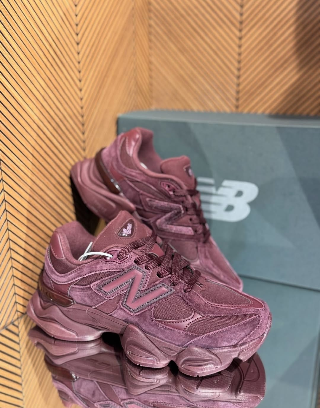 New Balance 9060