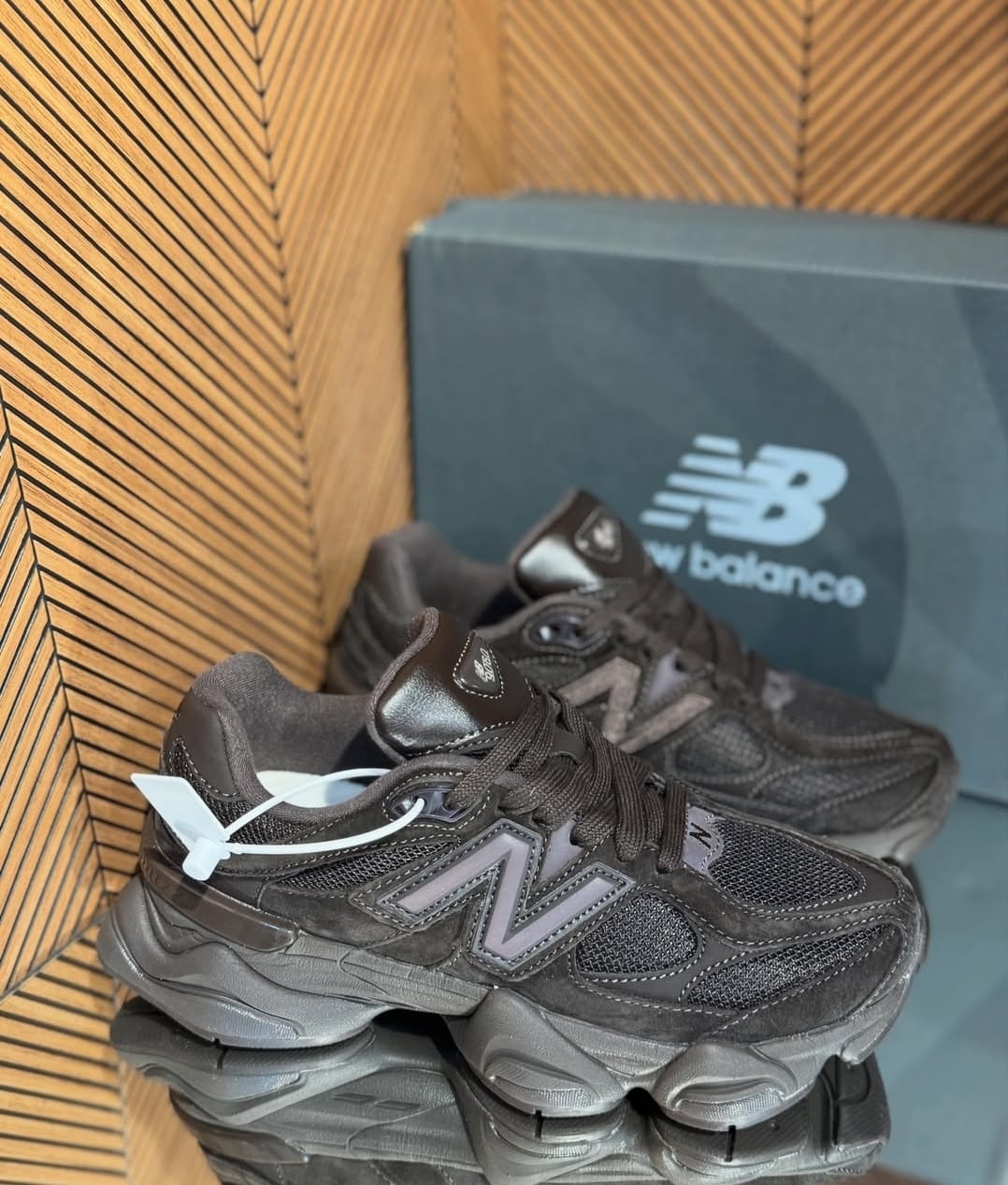 New Balance 9060