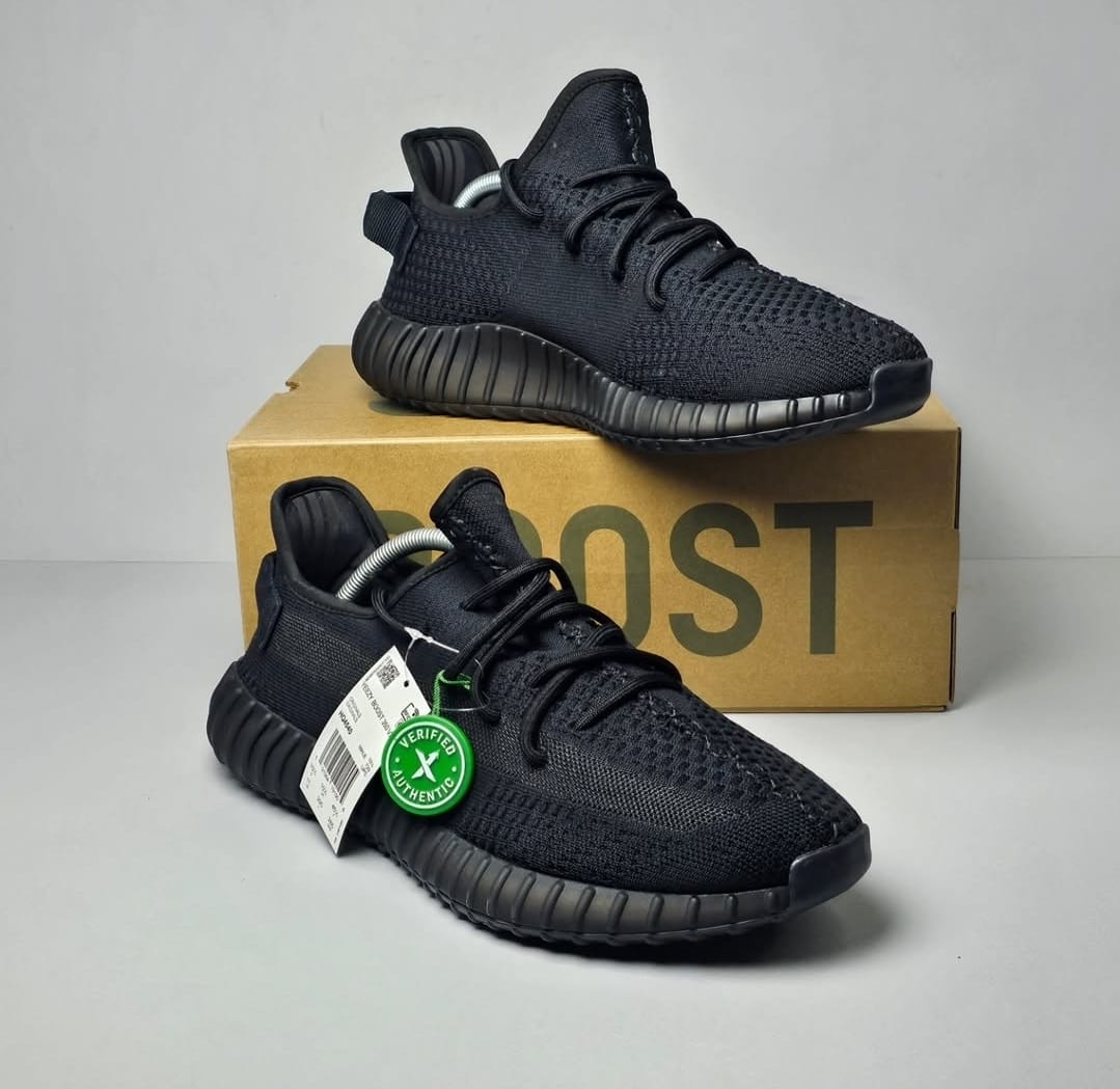 ADIDAS PATIKE Yeezy Onyx