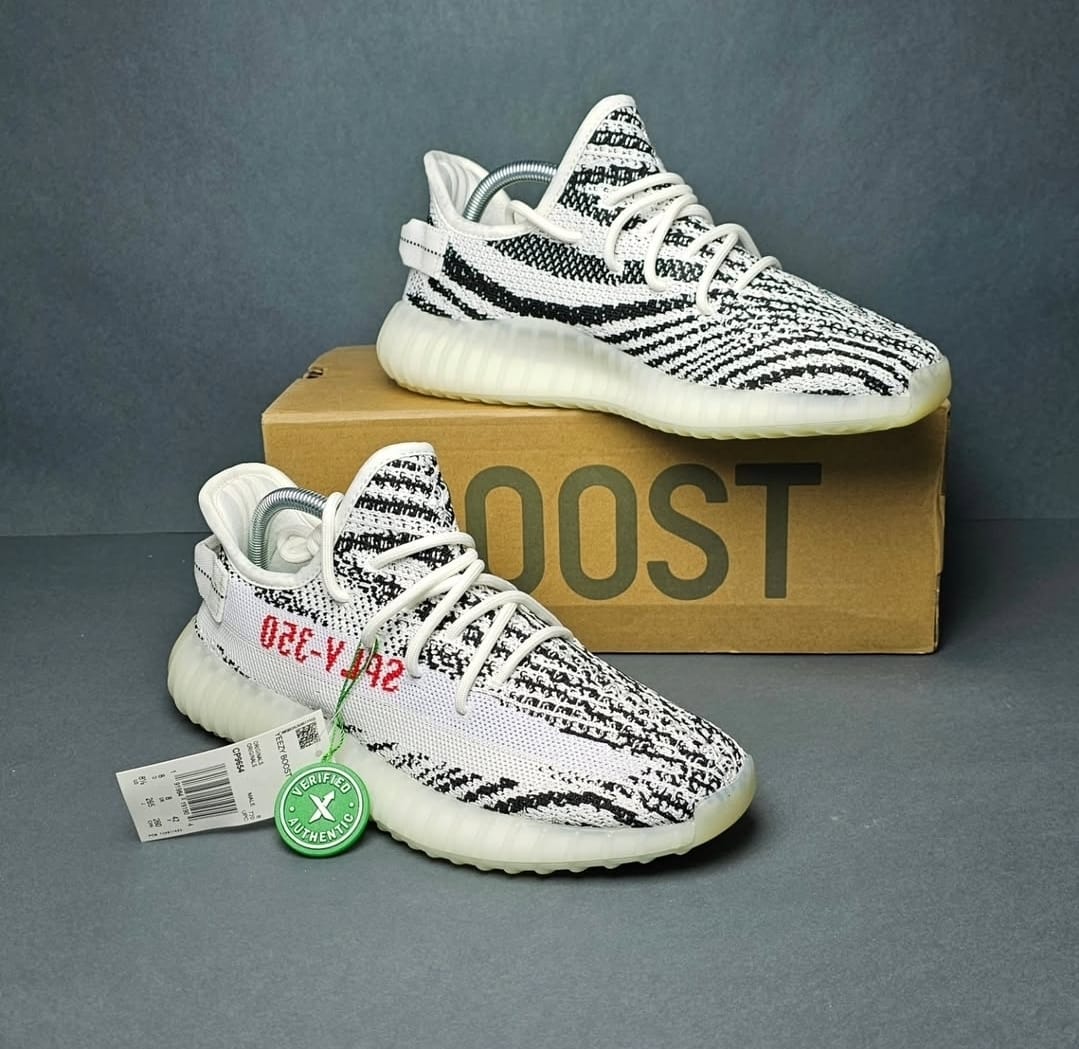 ADIDAS PATIKE Yeezy Zebra
