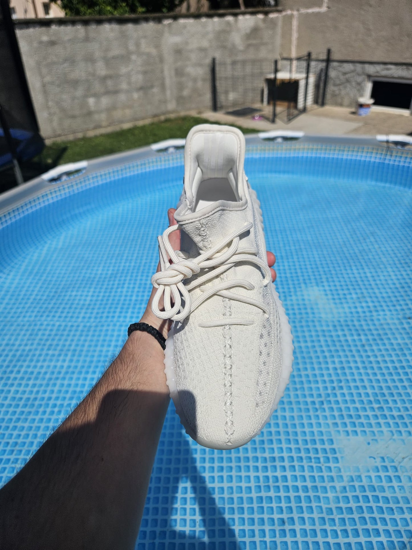 ADIDAS PATIKE Yeezy BONE