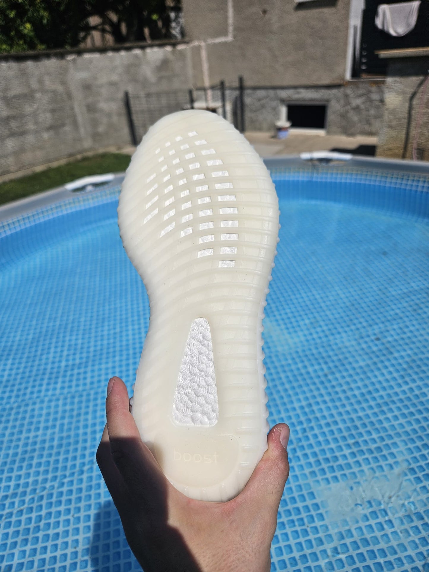 ADIDAS PATIKE Yeezy BONE