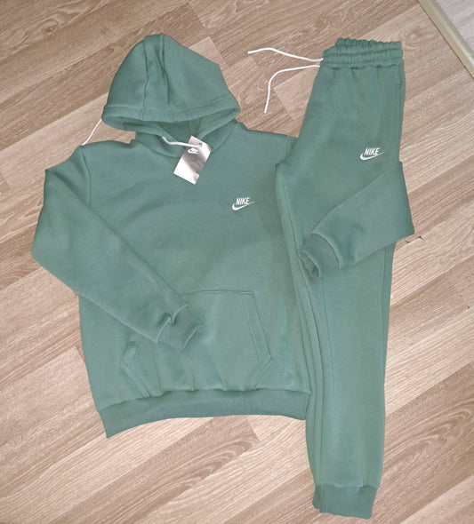 NIKE TRENERKA Komplet