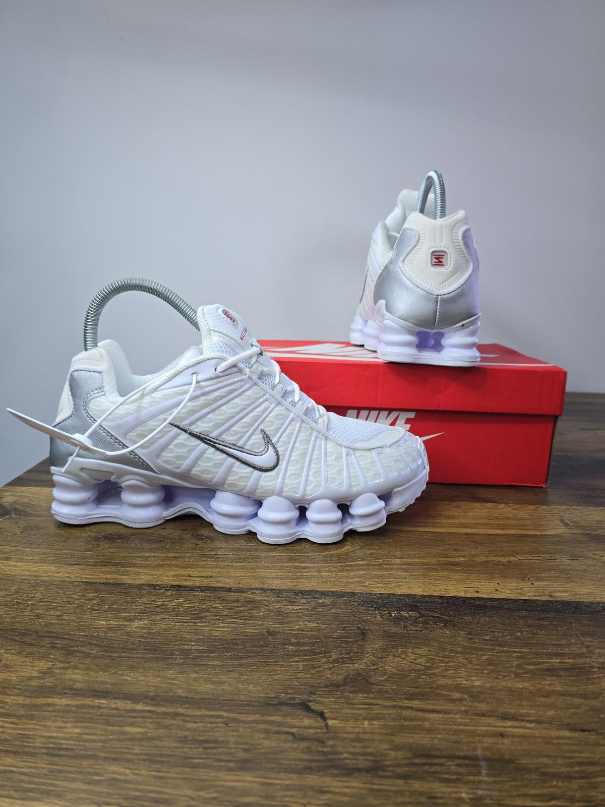 NIKE PATIKE Shox TL Metallic Silver Ultra