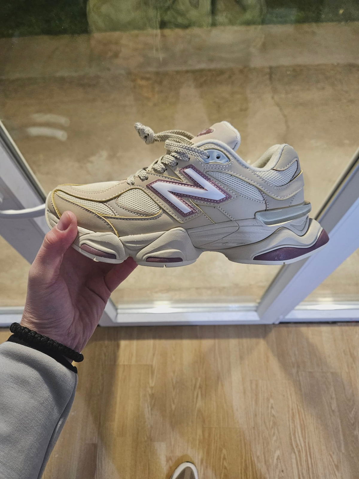 New Balance 9060