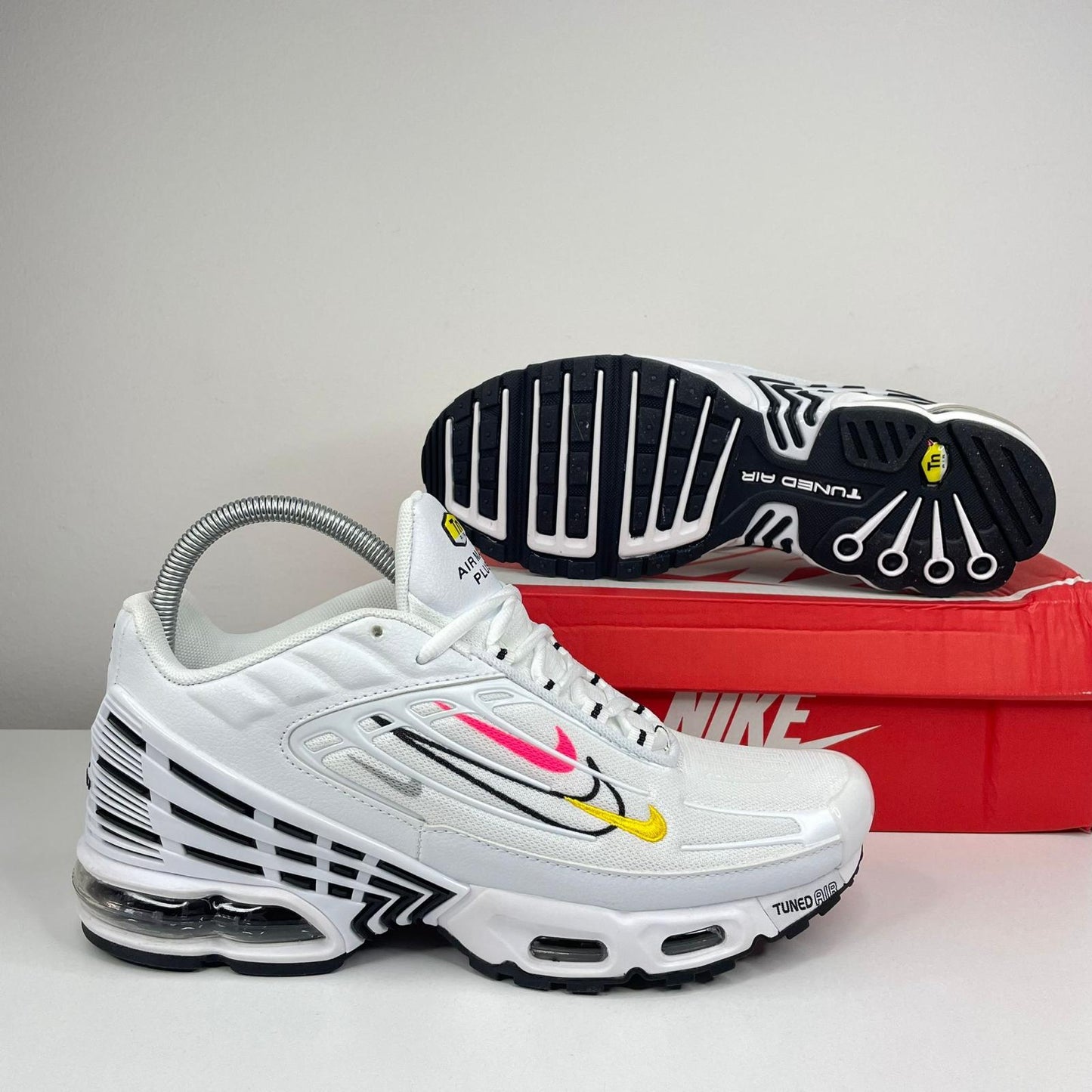 NIKE PATIKE TN3 Multi-Swoosh