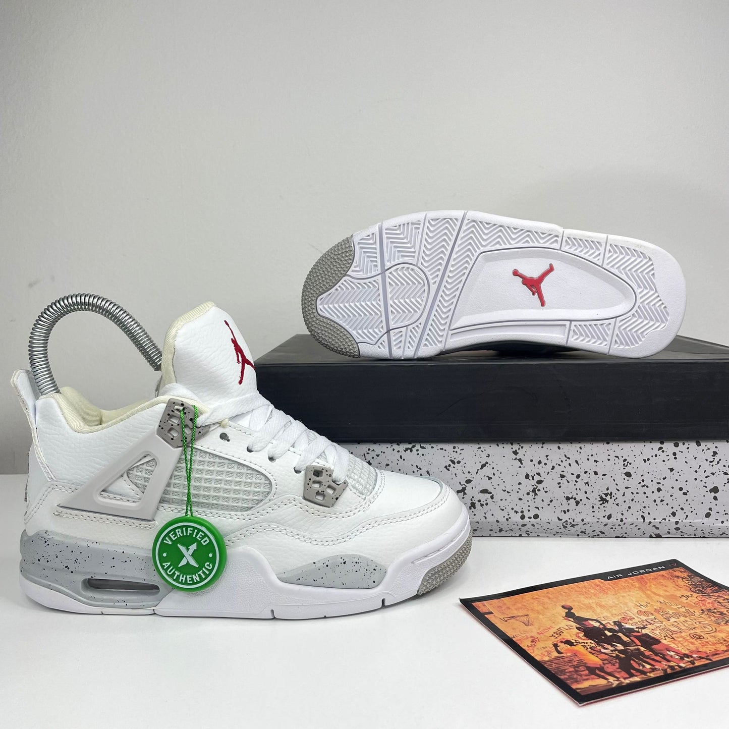 NIKE PATIKE JORDAN 4 Retro Oreo