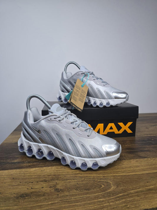 NIKE PATIKE Air Max DN8 Metallic Silver