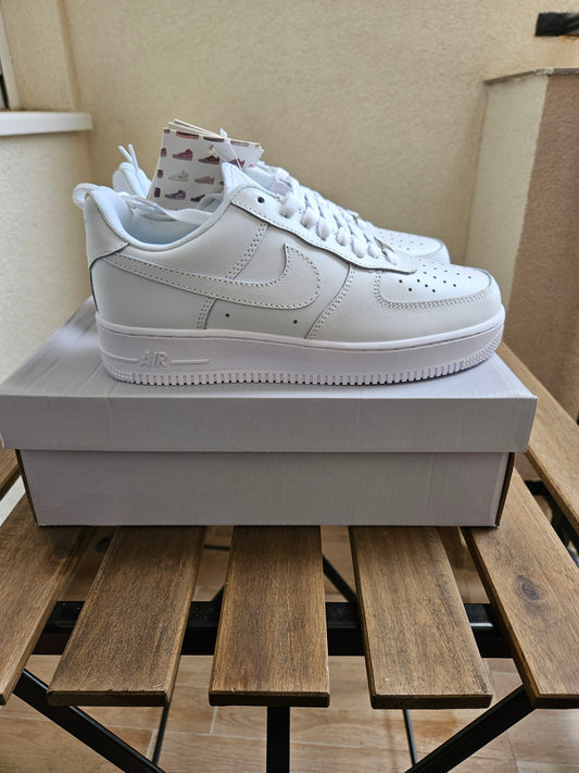 NIKE PATIKE Air Force 1