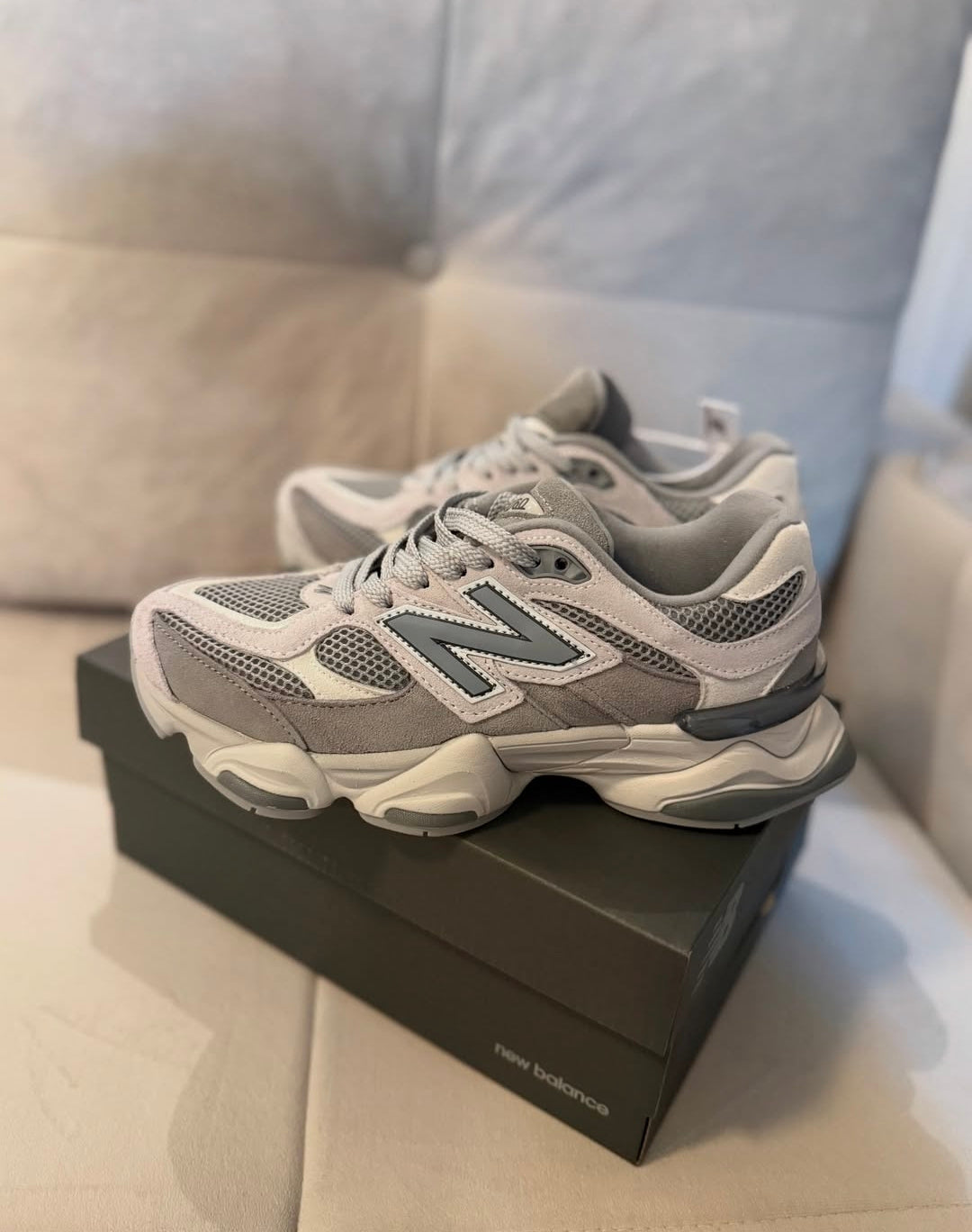 NEW BALANCE 9060